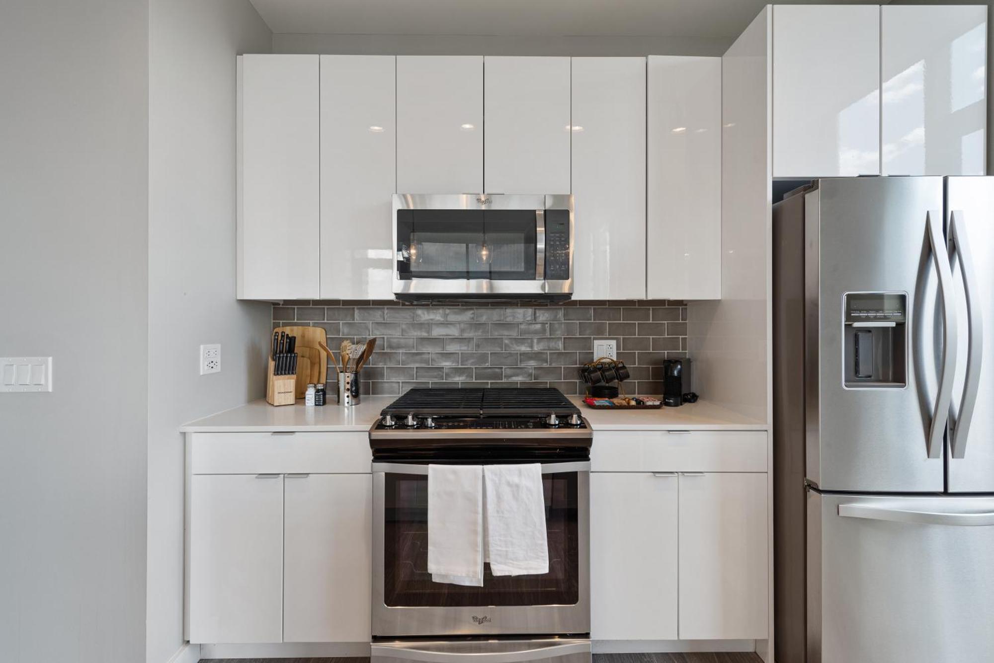 Aurelien Spacious Apartments In The Heart Of Gold Coast ชิคาโก ภายนอก รูปภาพ